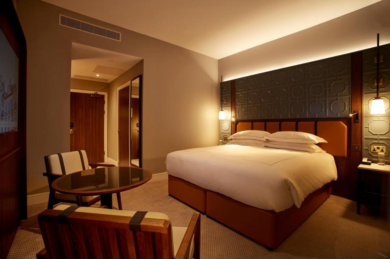 The Parkgate Hotel Cardiff Bagian luar foto