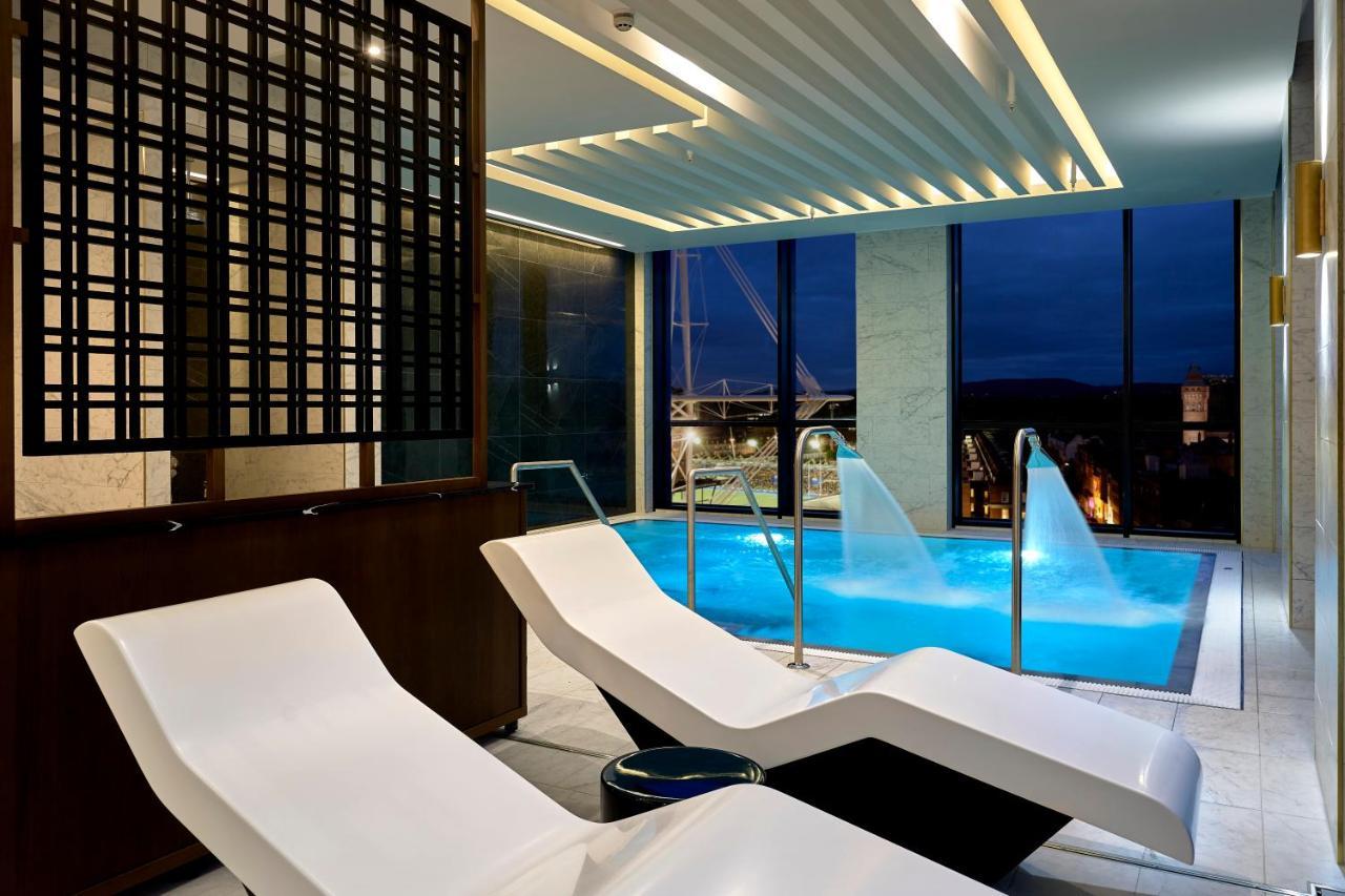 The Parkgate Hotel Cardiff Bagian luar foto