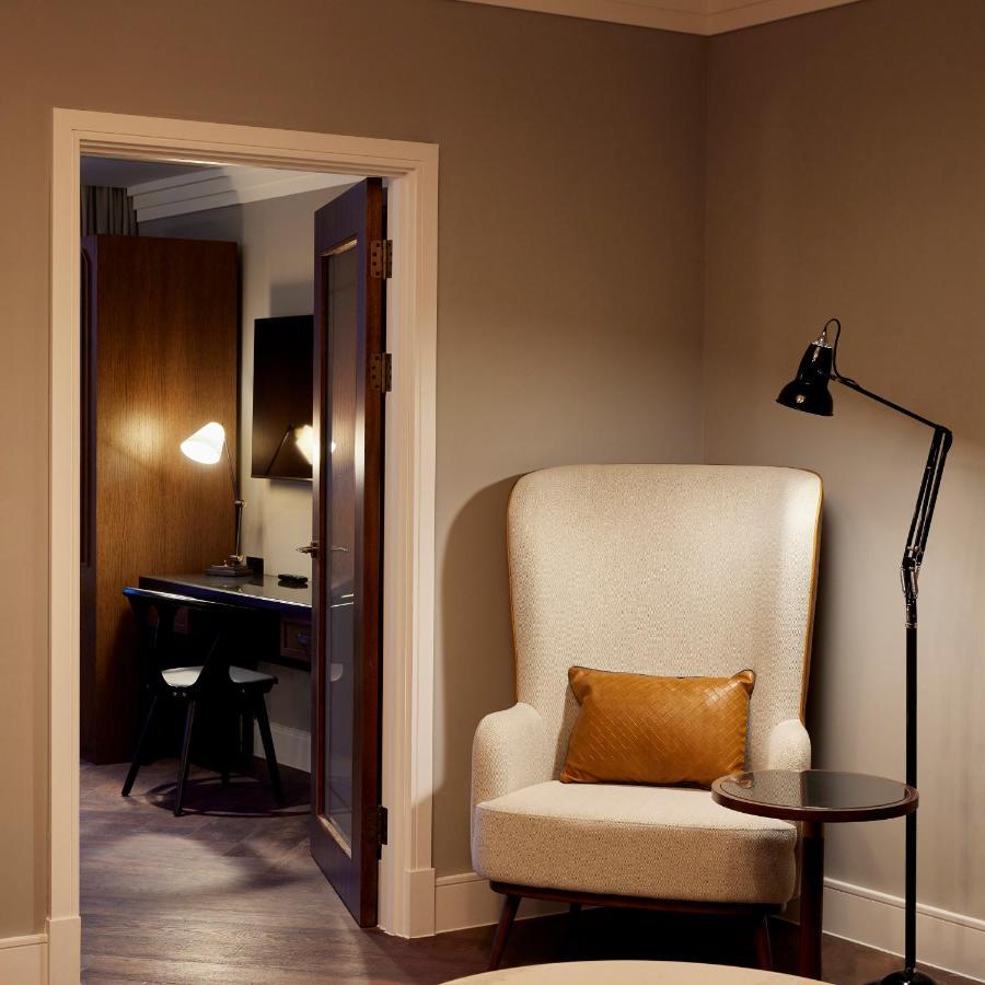 The Parkgate Hotel Cardiff Bagian luar foto