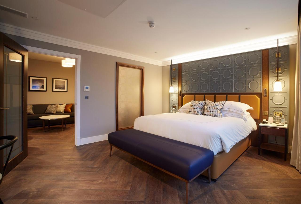 The Parkgate Hotel Cardiff Bagian luar foto
